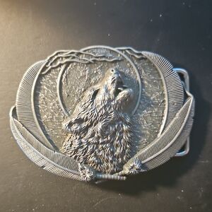Wolf Design Belt Buckle